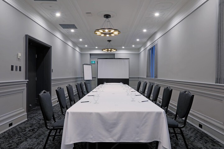 The Fort Garry Hotel Spa and Conference Centre, an Ascend Collection Hotel