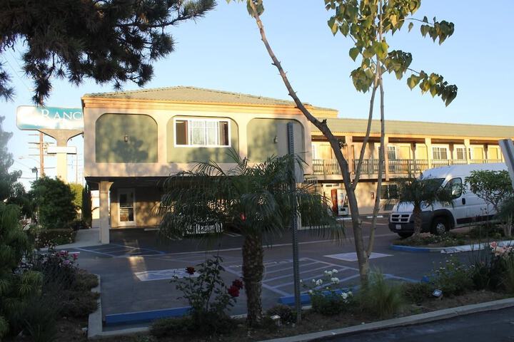 Hotel 11 of 38