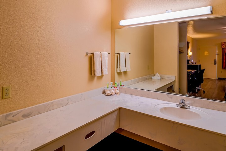 Room 14 of 49