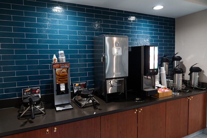 La Quinta Inn & Suites by Wyndham Bannockburn-Deerfield