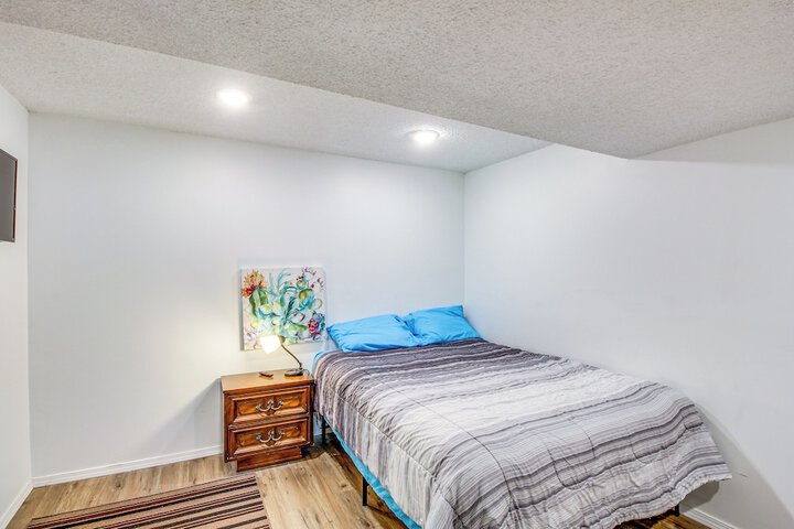 Shawnee Vacation Rental 11 Mi to Kansas City!