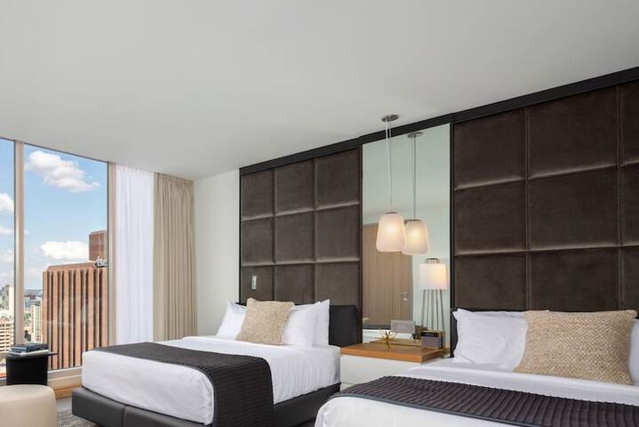 The Windsor Suites