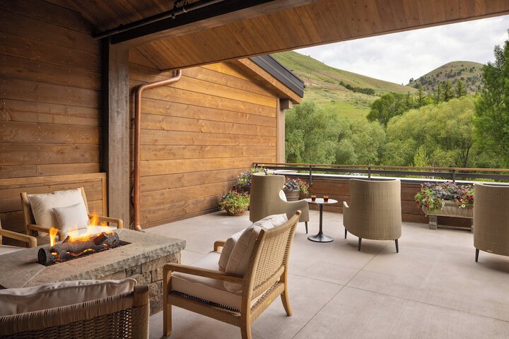Terrace/Patio 48 of 55