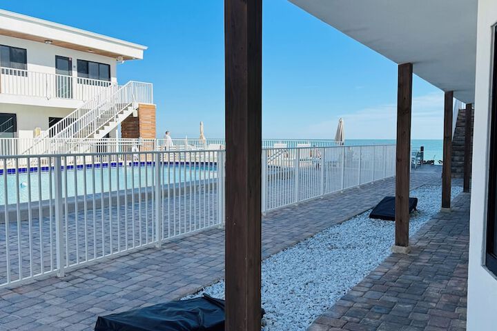 Melbourne Beach Resort & Surf Club