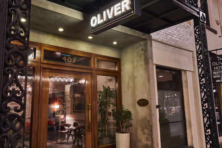 The Oliver Hotel