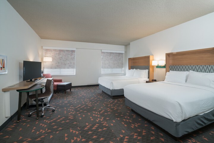 Room 11 of 22