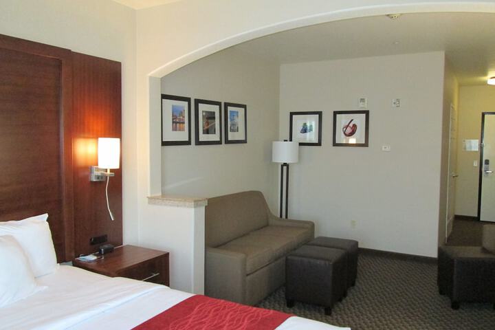 Room 25 of 73