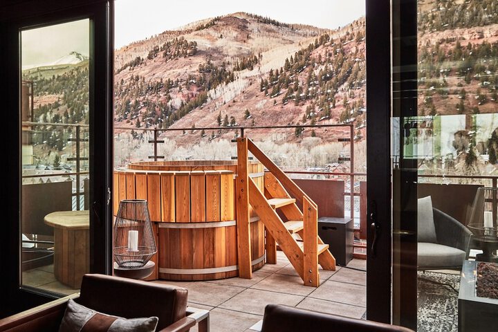 Element 52 Auberge Collection