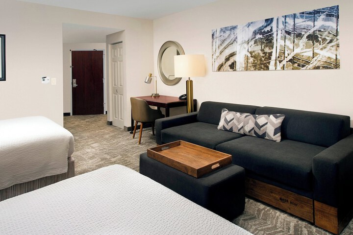 Room 16 of 35