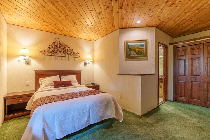 Room 45 of 83