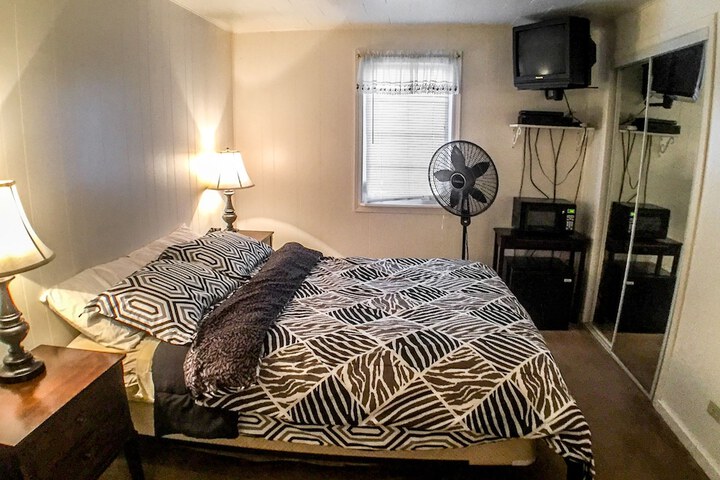 Room 7 of 17