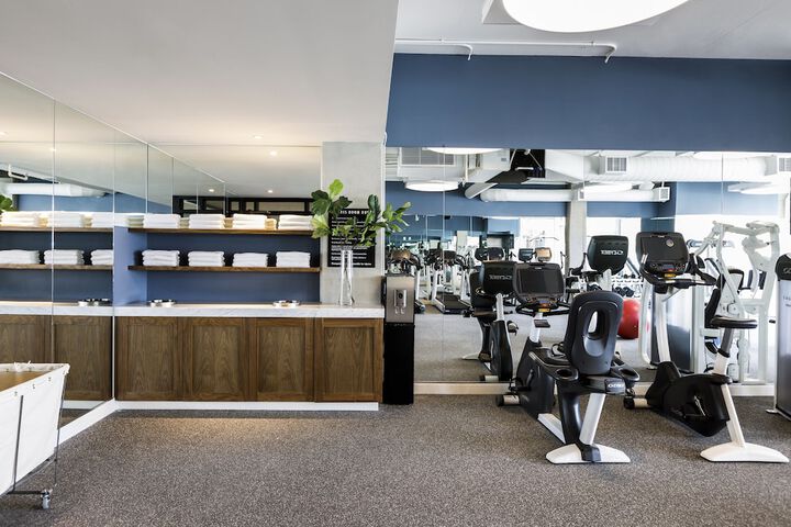 Kimpton Rowan Palm Springs Hotel by IHG