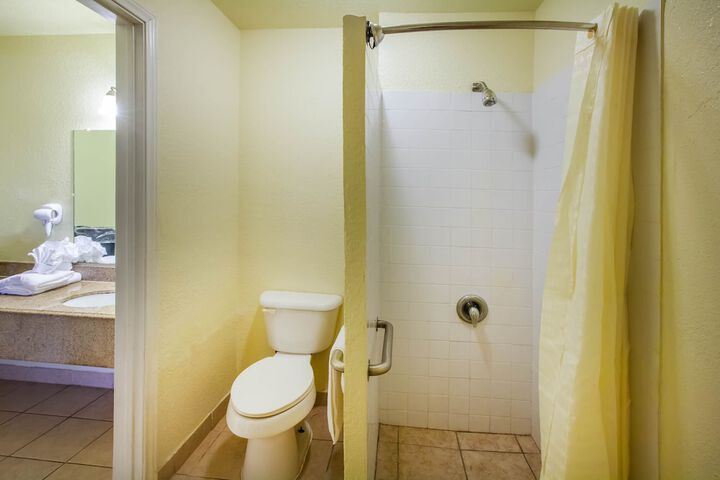 Room 54 of 60