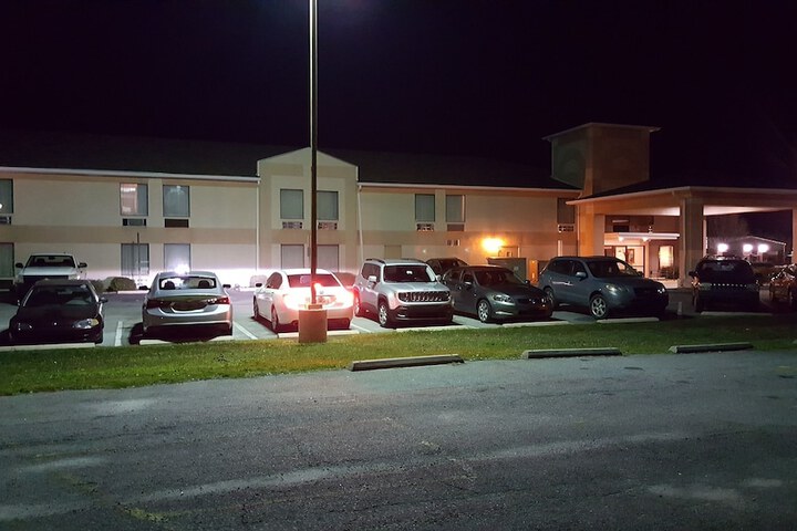 Hotel 4 of 40