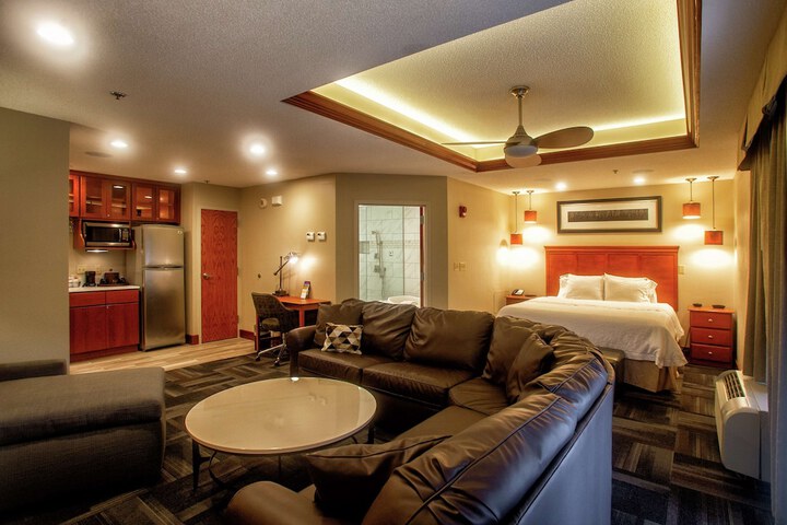 Room 28 of 57