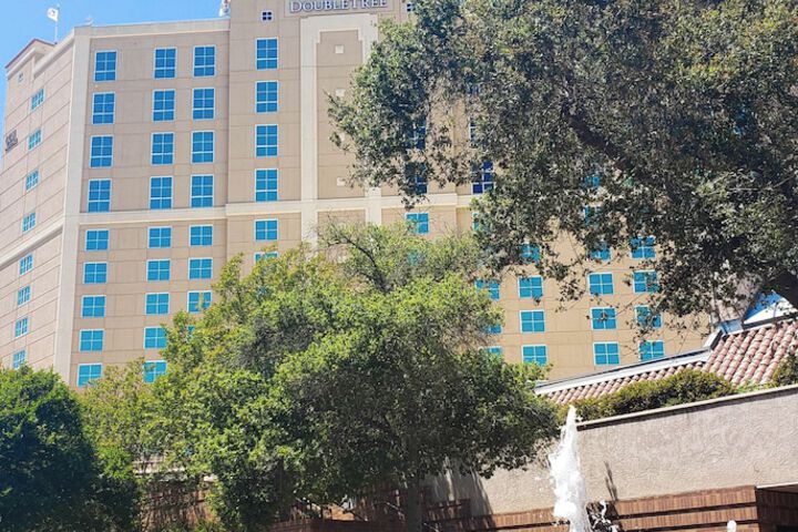 DoubleTree by Hilton Hotel Modesto