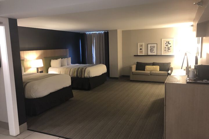 Room 11 of 26