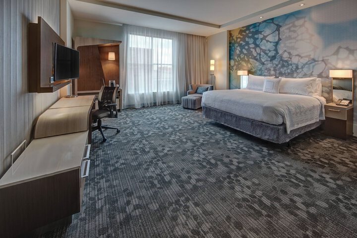 Room 18 of 27