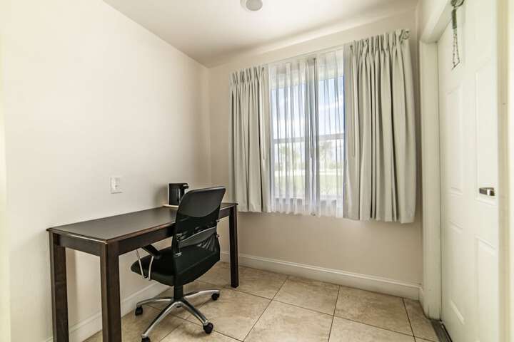 Room 21 of 39