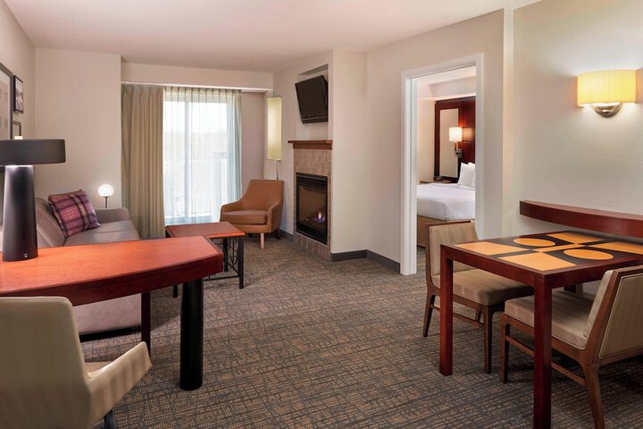 Room 30 of 41