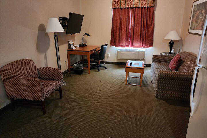 Room 13 of 75