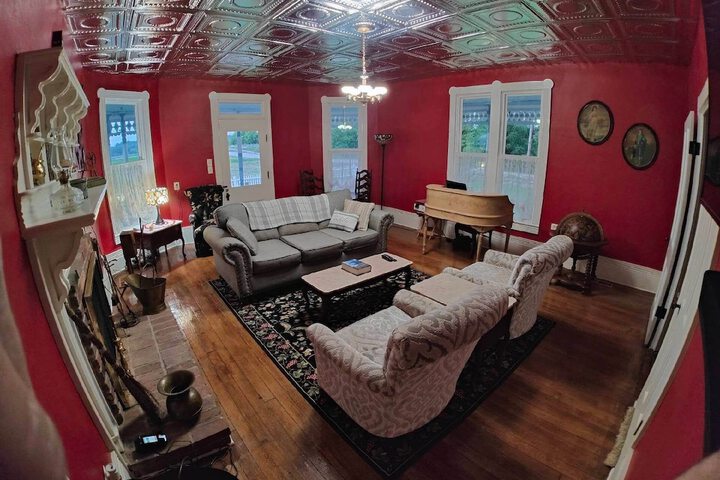 Room 14 of 17
