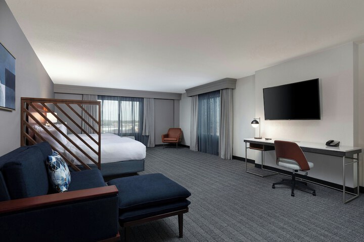 Courtyard by Marriott Wichita at Old Town