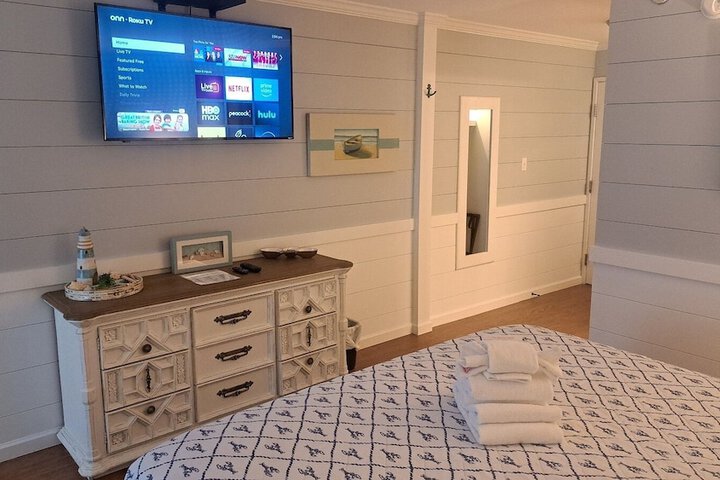 Saint Simons Inn by the Lighthouse
