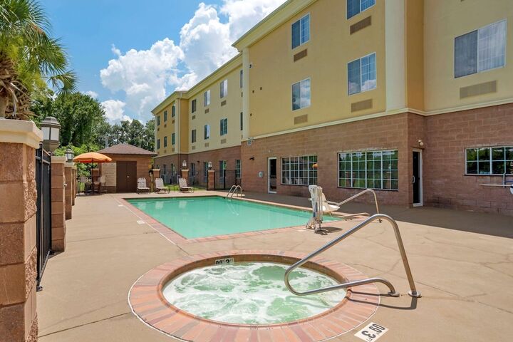 Pool 5 of 32