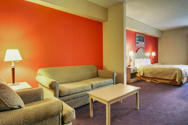 Room 33 of 57