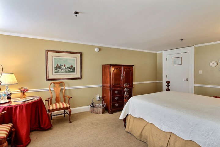 Room 92 of 170