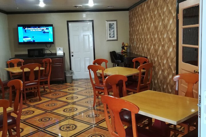 Boston Inn