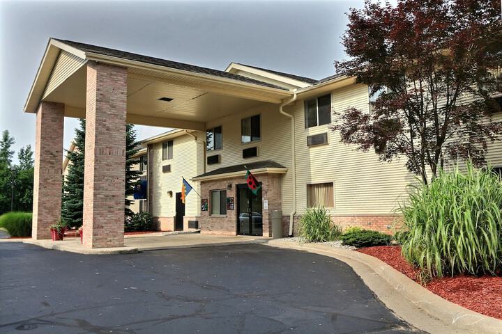 Hotel 3 of 56
