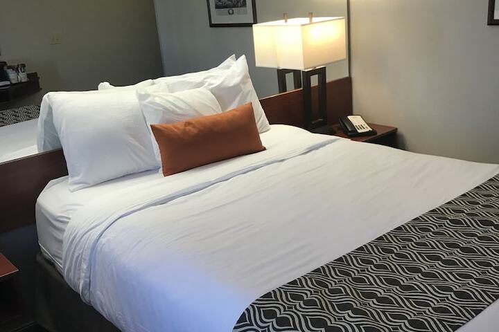 Microtel Inn & Suites by Wyndham Urbandale / Des Moines
