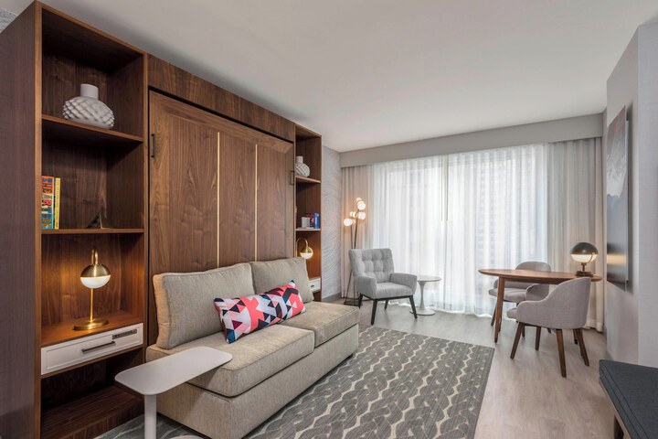 Le Meridien Denver Downtown