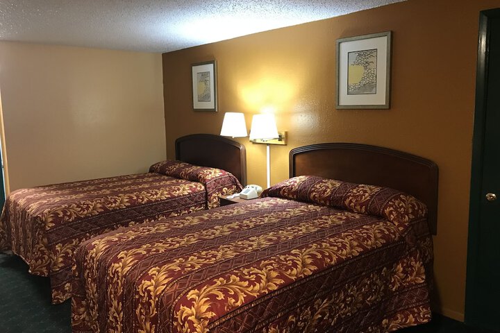 Room 17 of 22