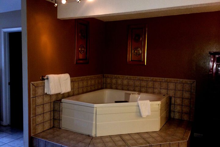 Hot Tub 193 of 219
