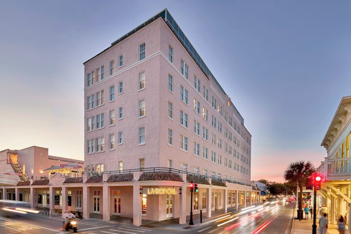 Hotel 6 of 151