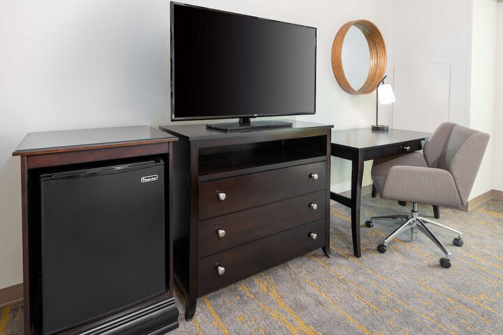 Room 15 of 49