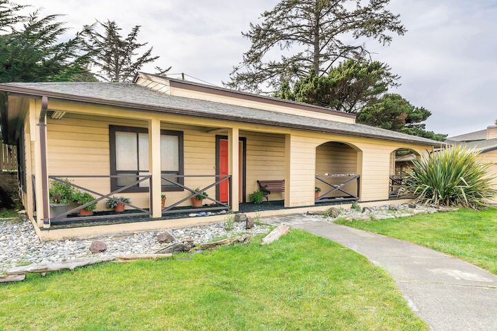 Gold Beach Inn