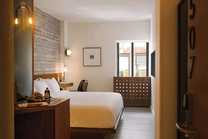 Room 38 of 46