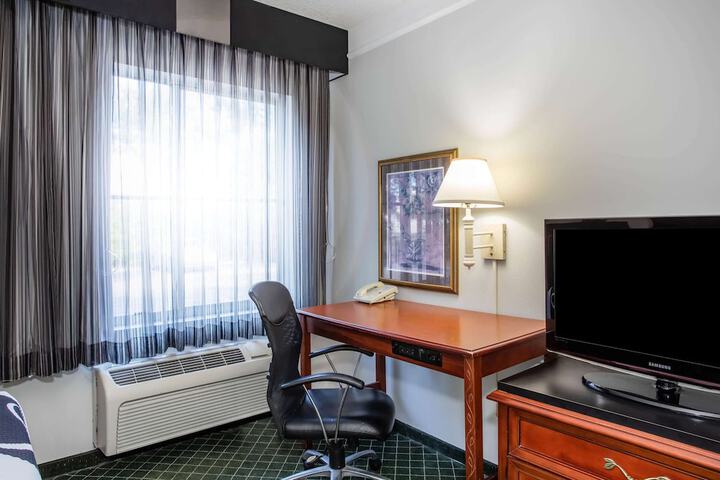 Room 22 of 39