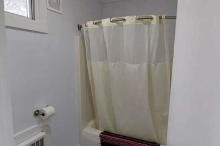 Room 43 of 46