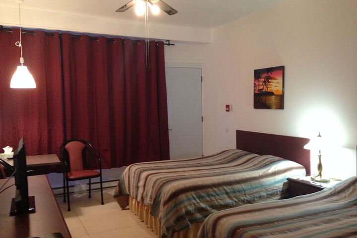 Room 10 of 27
