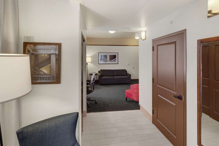 Hilton Garden Inn Milwaukee Downtown