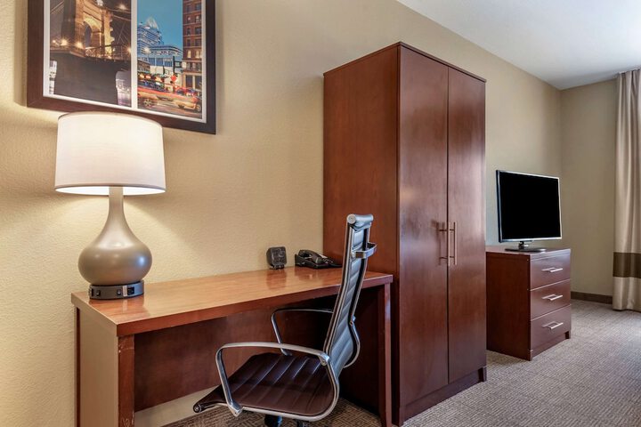 Room 26 of 48