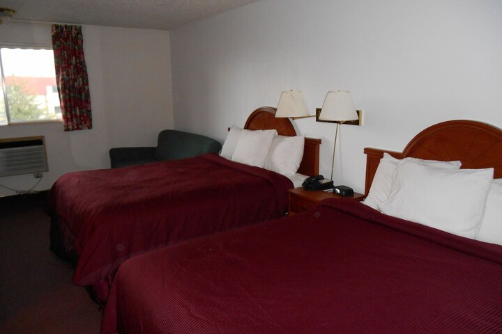 Room 9 of 27