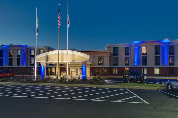 Hotel 5 of 30