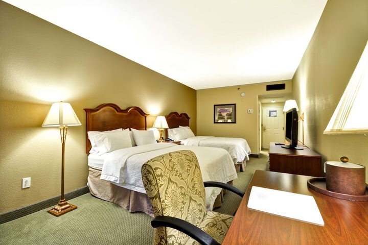 Room 30 of 51