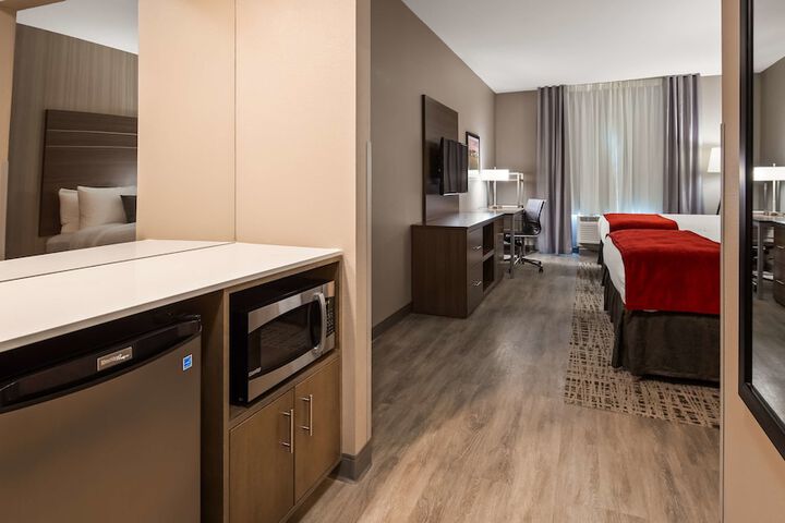 Room 34 of 43